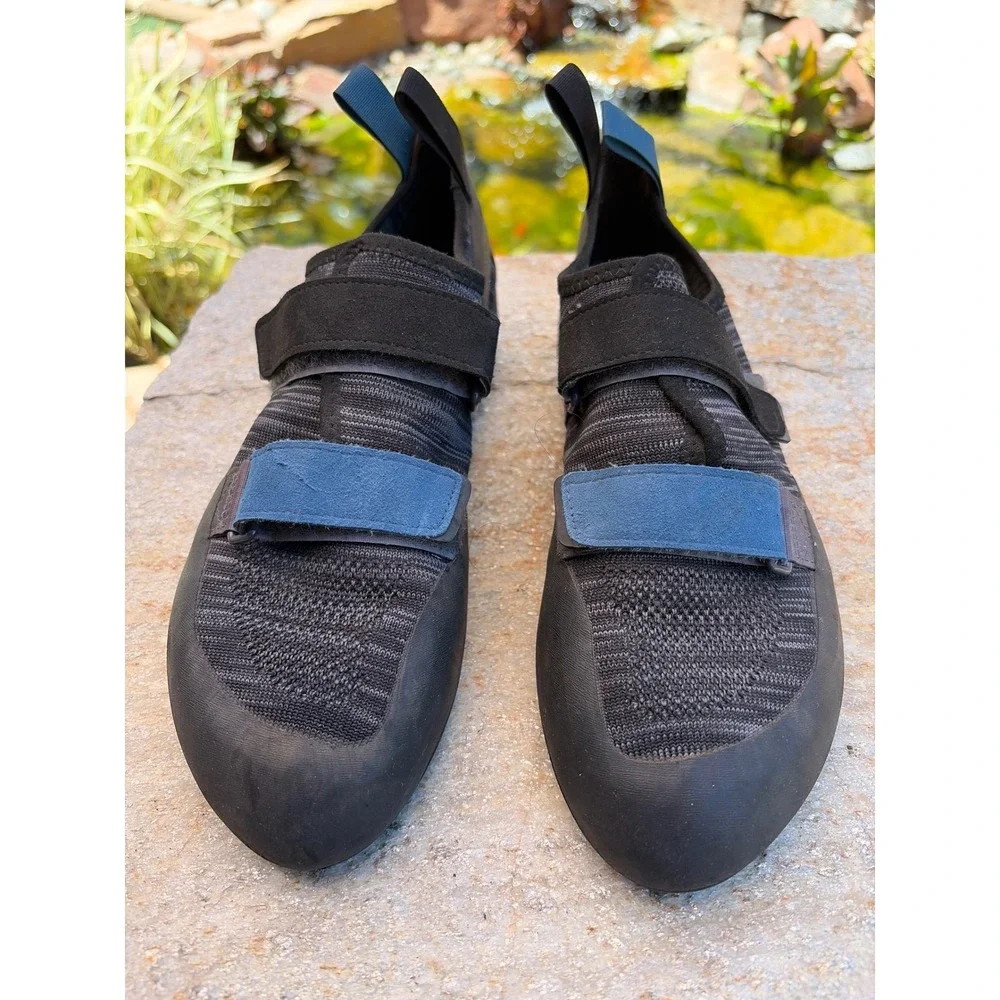 Black Diamond Momentum Climbing Shoes Mens 12 Black Blue Hook and Loop Straps